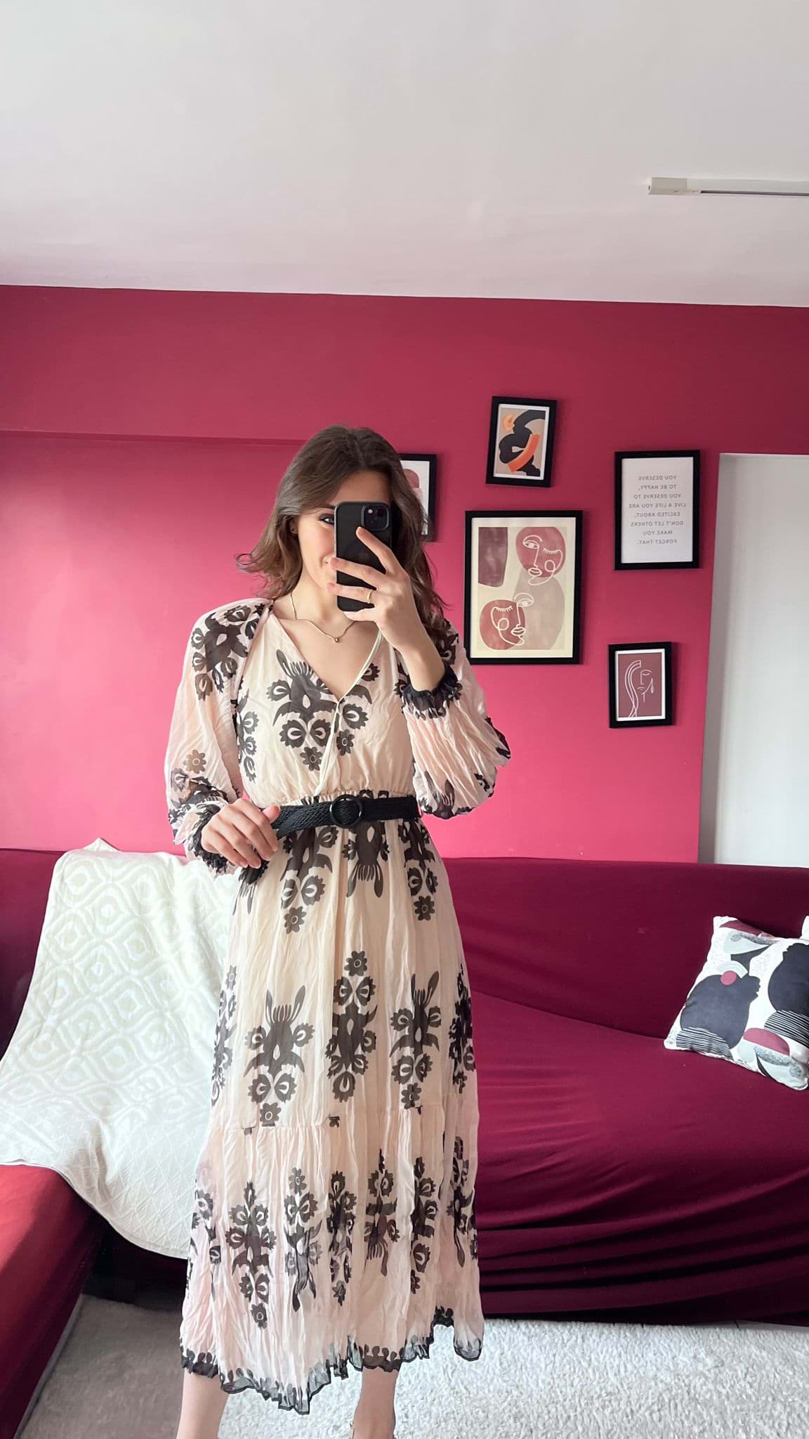 Kırışık Kumaş Kemerli Şifon Elbise  resmi